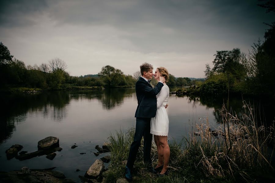 Fotógrafo de casamento Nicole Schweizer (nicschweizer). Foto de 30 de maio 2018