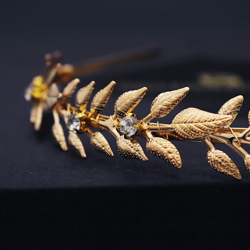 Title 4, Online Influencer Jewelry Retro Golden Headband...