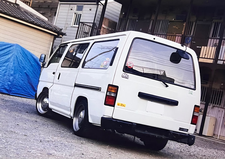 ホーミーコーチの過去の愛車紹介・ホーミーバン・ローダウン・VTE24・特注ホイールに関するカスタム事例の投稿画像3枚目