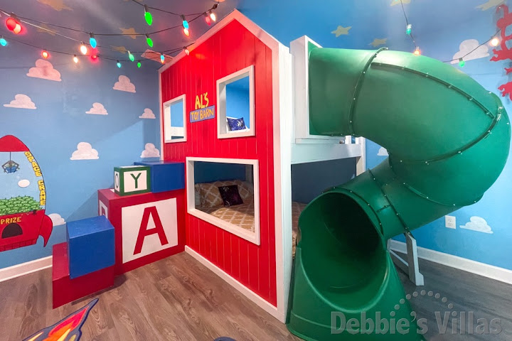 Toy Story-themed Bedroom 6 with Bunk beds