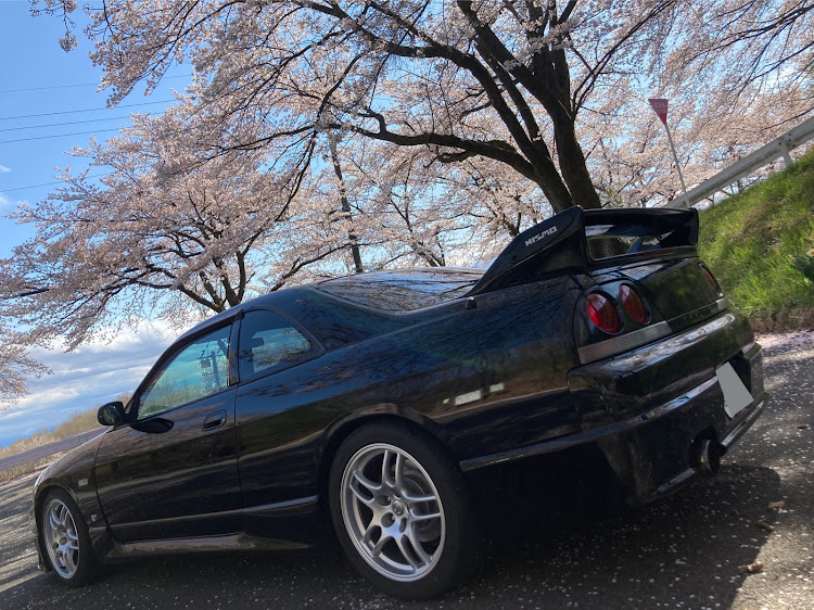 スカイラインのR33・桜と愛車・RB25DET・春なのに…に関するカスタム事例の投稿画像3枚目
