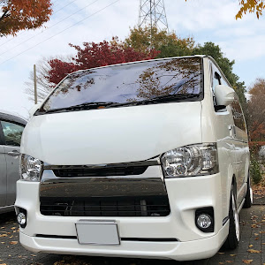 ハイエースバン GDH206V