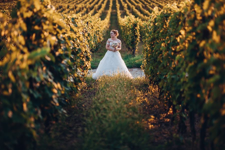 Wedding photographer Márton Bodolai (bodolai). Photo of 25 August 2019