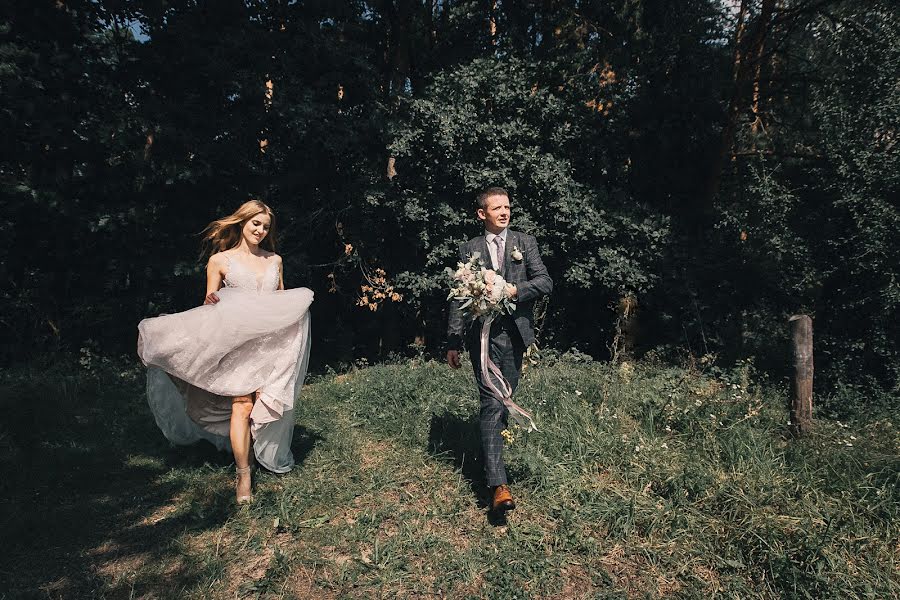 Photographe de mariage Darya Nelyubova (nelyubova). Photo du 26 juin 2019