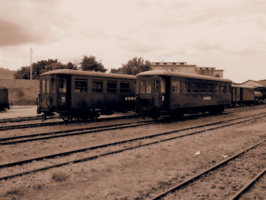 I treni di una volta..... di GIRENR