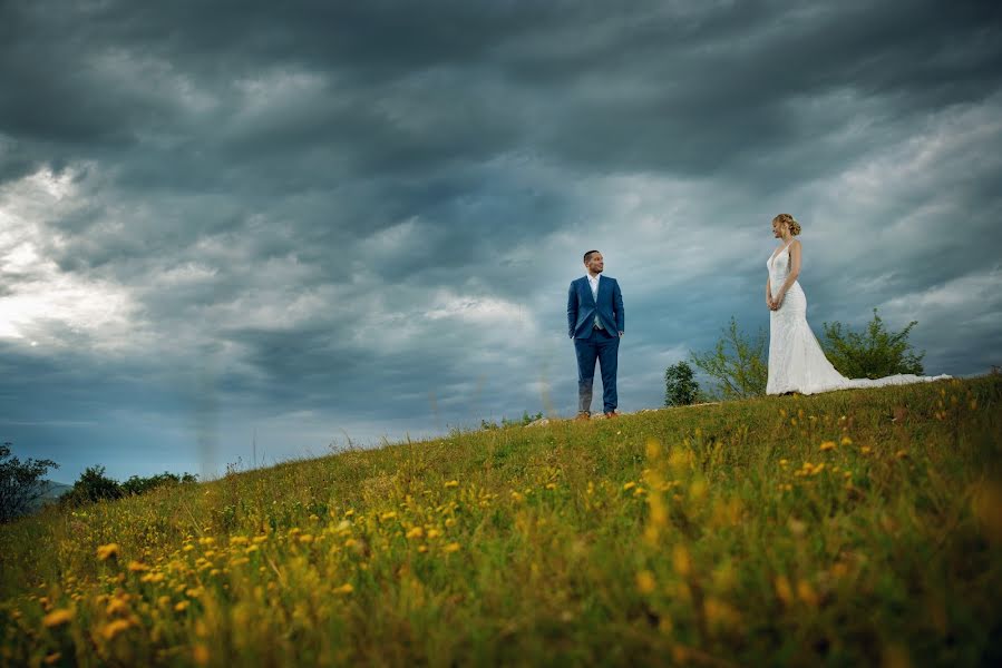 Fotógrafo de casamento Roland Földvári (foldvariphoto). Foto de 21 de novembro 2020