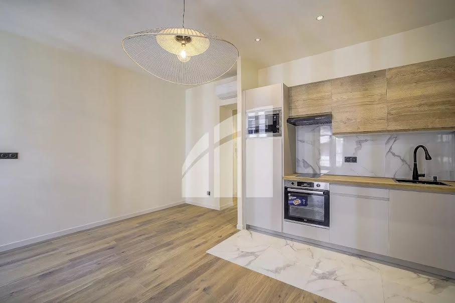 Vente appartement 2 pièces 38.5 m² à Nice (06000), 269 000 €