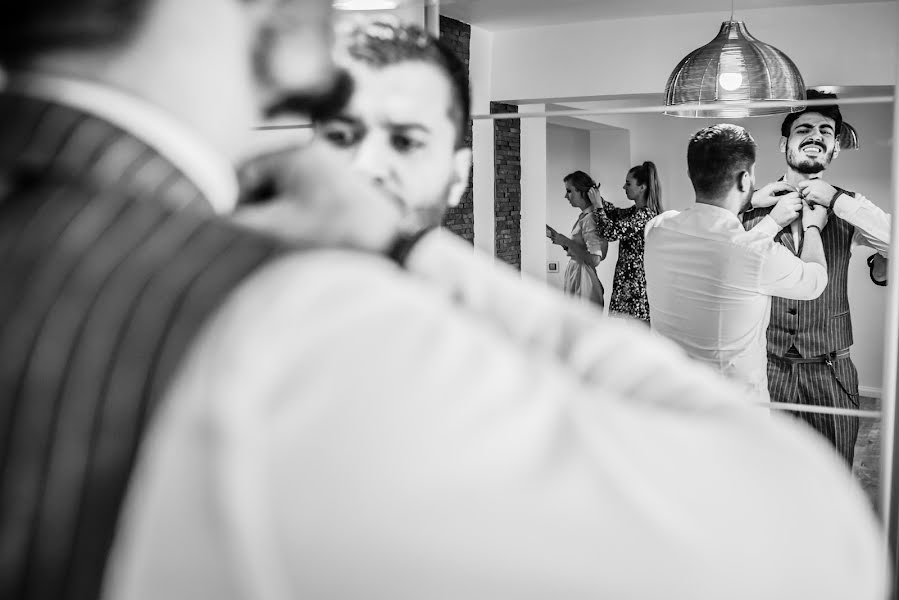 Fotografer pernikahan Laurentiu Nica (laurentiunica). Foto tanggal 7 Desember 2018