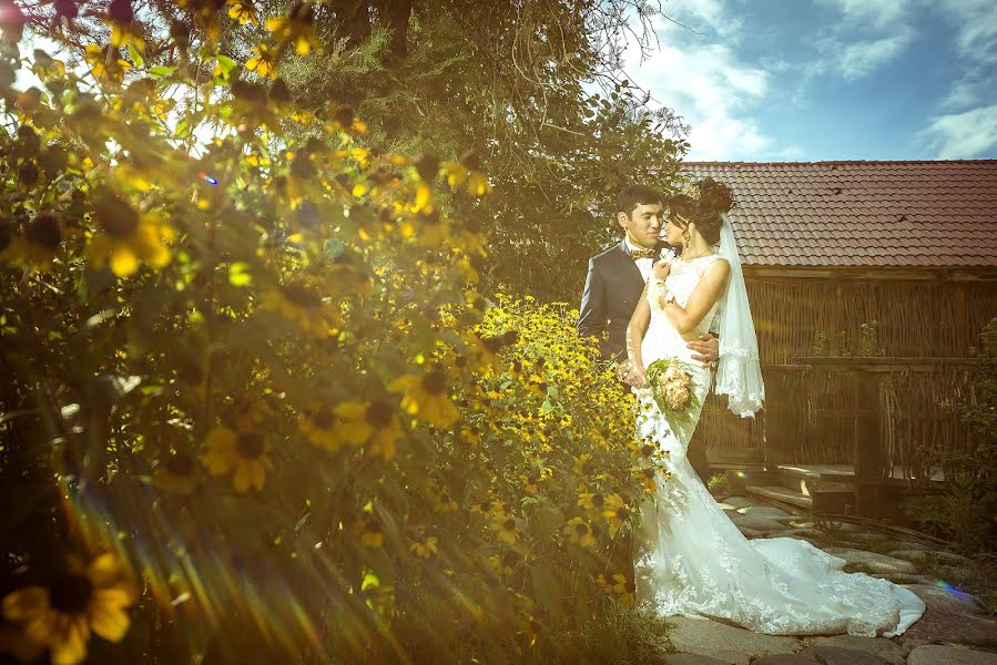 Wedding photographer Ermek Zhenishov (ermek). Photo of 10 March 2016