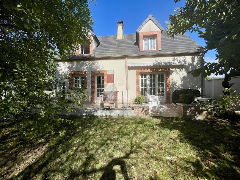 Vente maison 6 pièces 173 m² à Gien (45500), 230 000 €