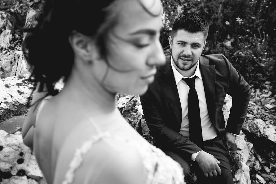 Fotógrafo de casamento Anna Bukhtoyarova (skorpyanka). Foto de 6 de agosto 2017