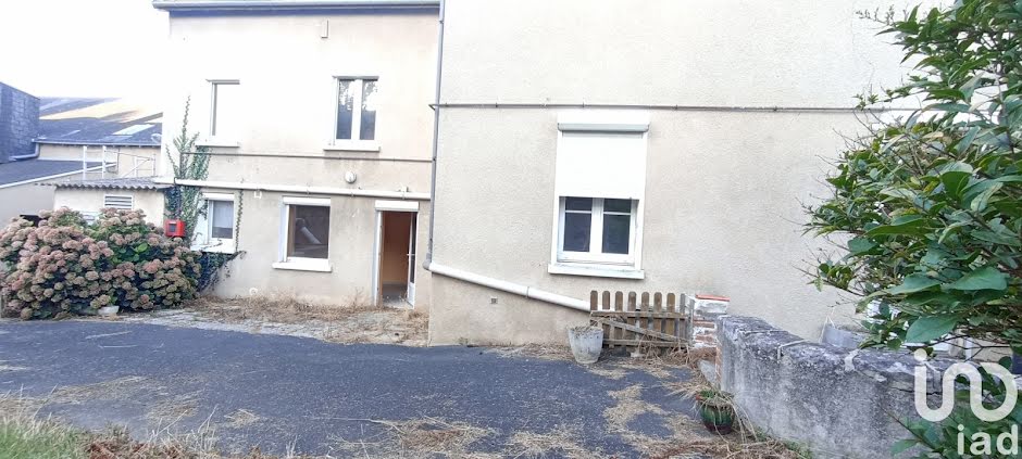 Vente maison 5 pièces 190 m² à Thouars (79100), 120 500 €