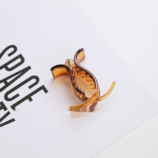 Title 2, Retro Bun Hair Claw Headdress – Effortlessly Cr...
