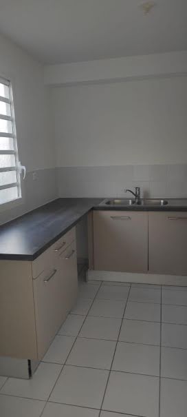 Vente appartement 3 pièces 74.19 m² à Le lamentin (97232), 160 000 €