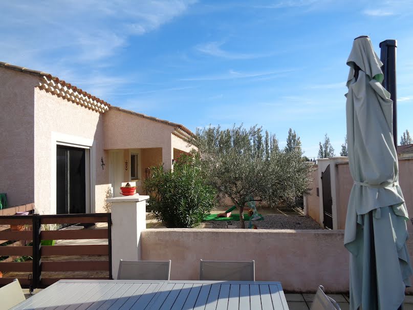 Vente villa 5 pièces 92 m² à Salin de giraud (13129), 340 000 €