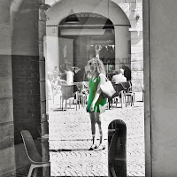 Ragazza in verde di 