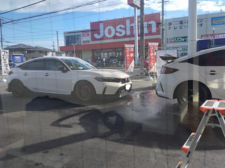 シビックタイプRのシビックタイプR FL5・keeperクリスタルコーティング・ちょっとカメ活・鉄道コラボに関するカスタム事例の投稿画像3枚目