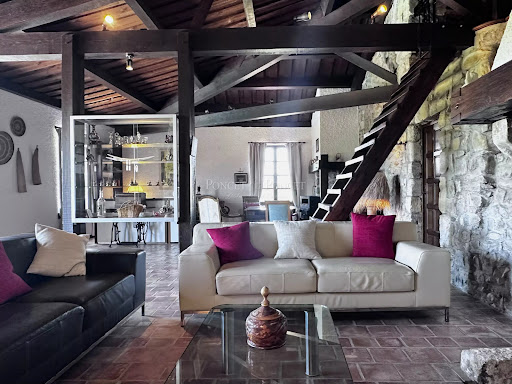 Property with pool 5
