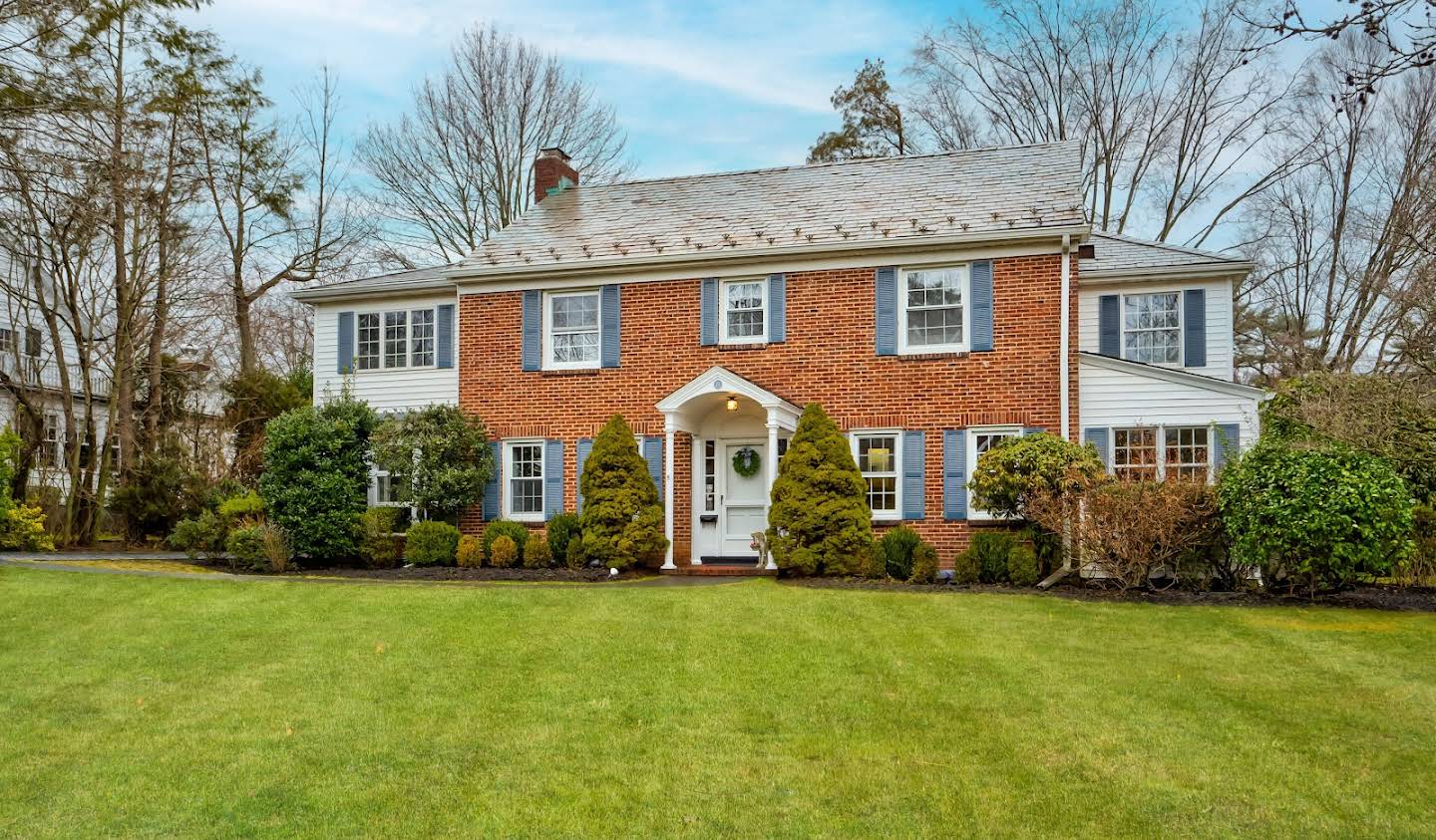 Property Manhasset