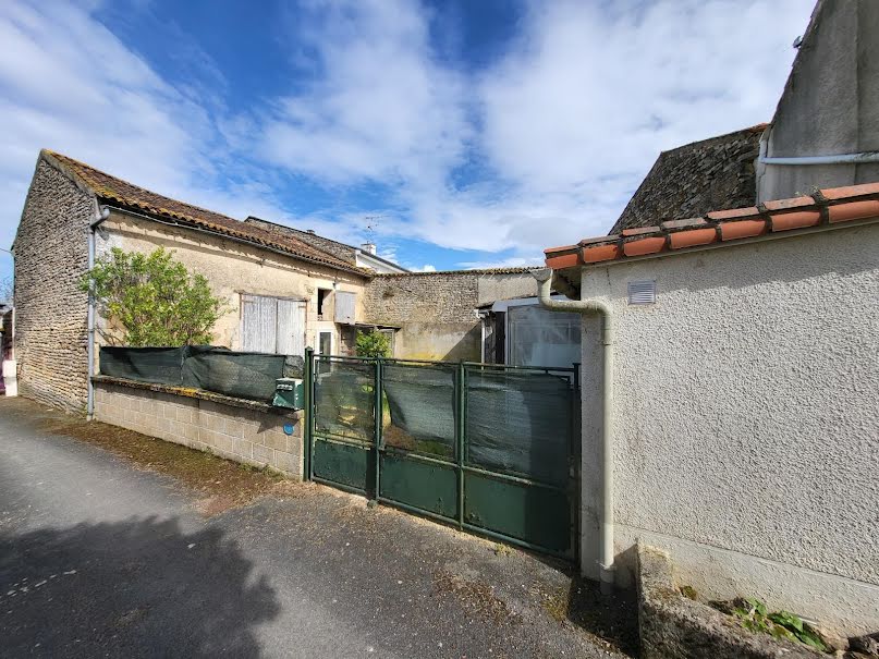 Vente maison 5 pièces 122 m² à Cissé (86170), 166 000 €