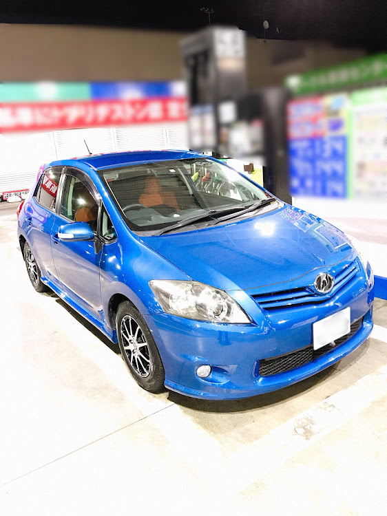 オーリスのガソリンスタンド・#オーリスRS・手洗い洗車に関するカスタム事例の投稿画像1枚目