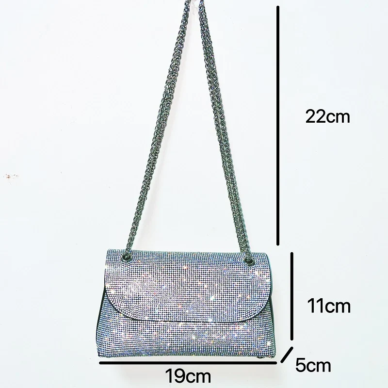 Sac à bandoulière unique pour femme Niche Design orné de diamants, un accessoire luxueux et élégant, parfait pour les soirées, sublimez votre look.