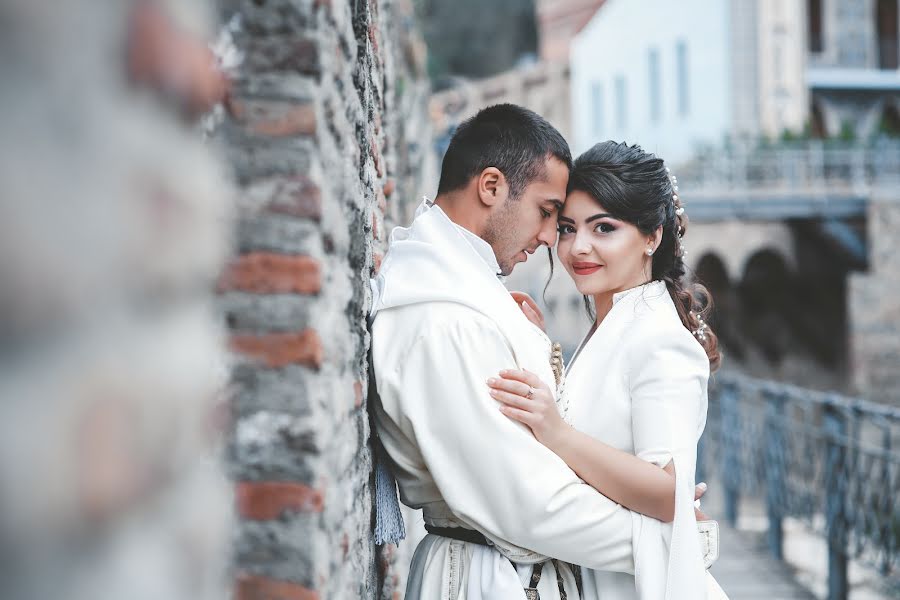 Fotógrafo de casamento Lela Vasadze (lelavasadze). Foto de 13 de junho 2021