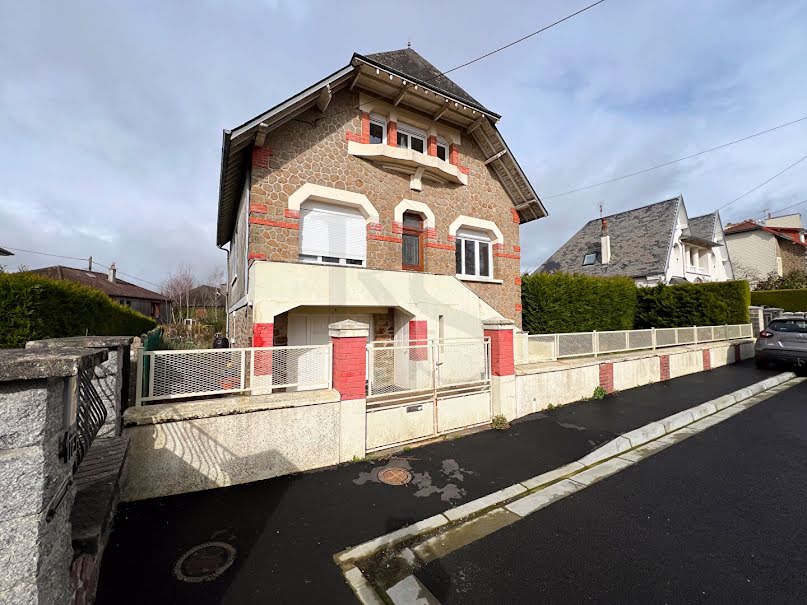 Vente maison 6 pièces 118 m² à Flers (61100), 144 450 €