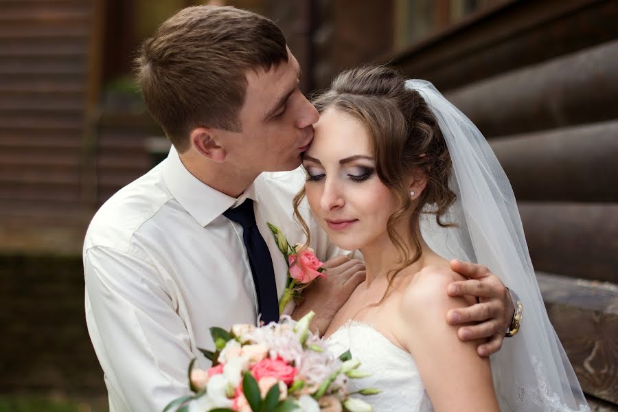 Wedding photographer Oksana Ichalovskaya (ichalovskaya). Photo of 28 October 2016