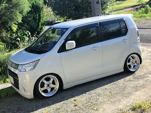 ワゴンrスティングレー Mh34sの車高調整に関するカスタム ドレスアップ情報 100件 車のカスタム情報はcartune