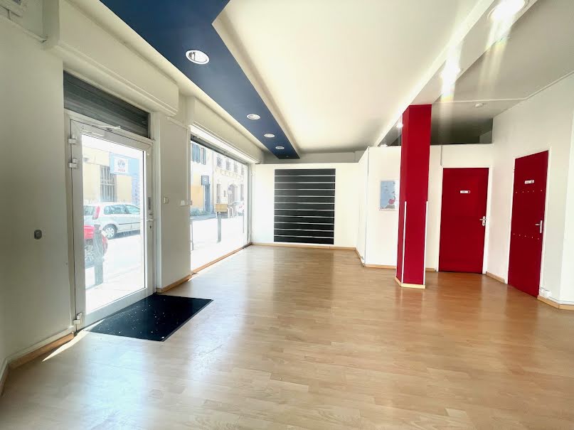 Vente locaux professionnels  55 m² à Marseille 10ème (13010), 160 000 €