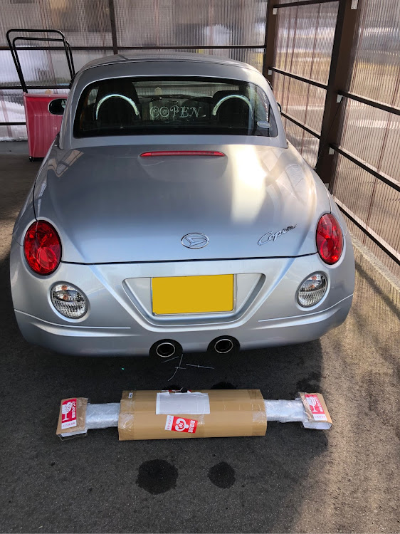 コペンのコペン・メッキモール取付・DIYに関するカスタム事例の投稿画像1枚目