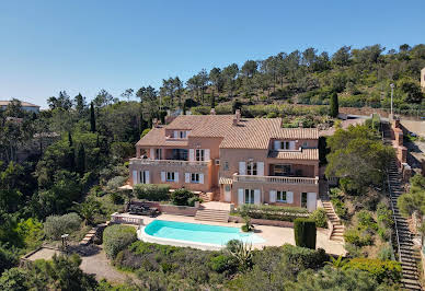 Villa with pool and terrace 1