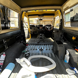ランドクルーザー70 HZJ73V