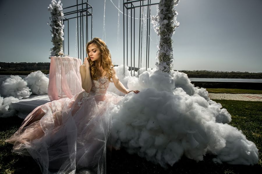 Fotógrafo de bodas Denis Kalinichenko (attack). Foto del 2 de mayo 2017