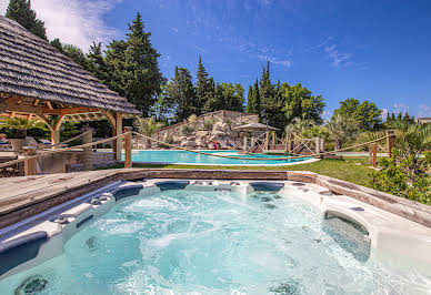 Maison avec piscine et terrasse 3