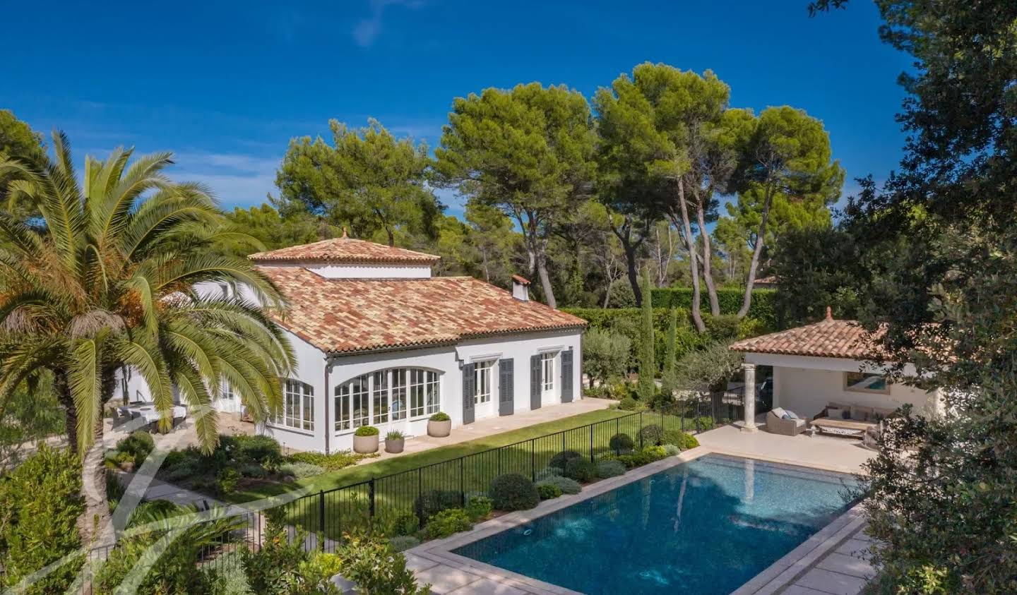 House with pool Mougins