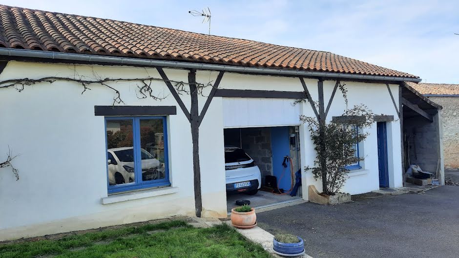 Vente maison 4 pièces 90 m² à Lusignan (86600), 224 700 €