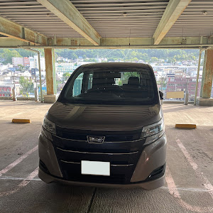 ノア ZRR85G