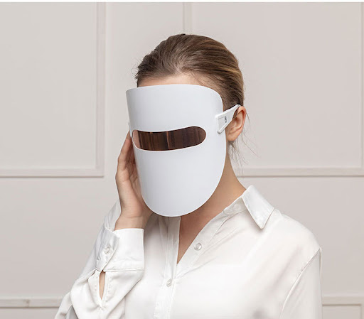 Title 4, Acne beauty mask. Deeply cleanses, reduces blem...