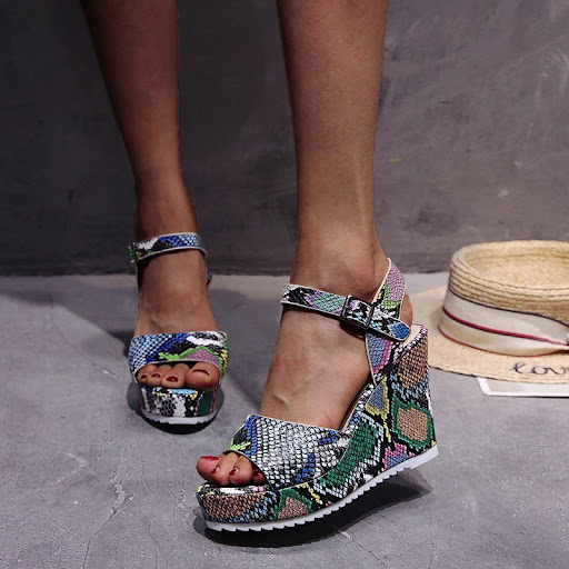 Title 4, Womens Flat Buckle Platform Sandals, combining...