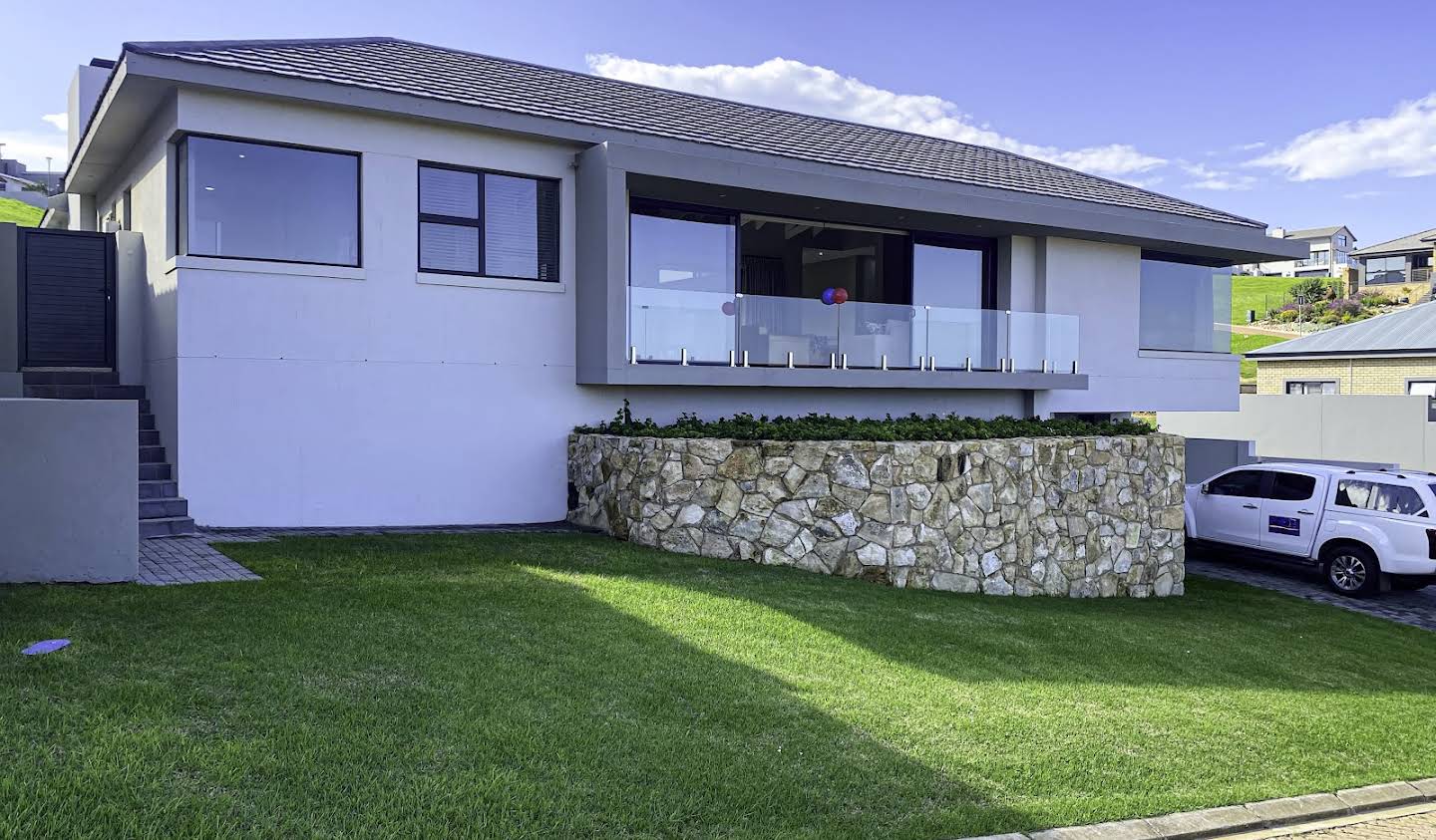 House with garden Mossel Bay