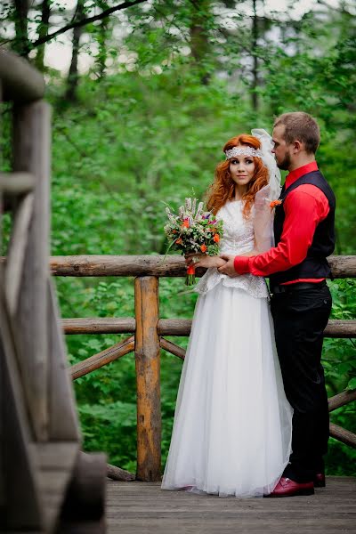 Wedding photographer Ekaterina Yuzhakova (eyuzhakova). Photo of 15 June 2015