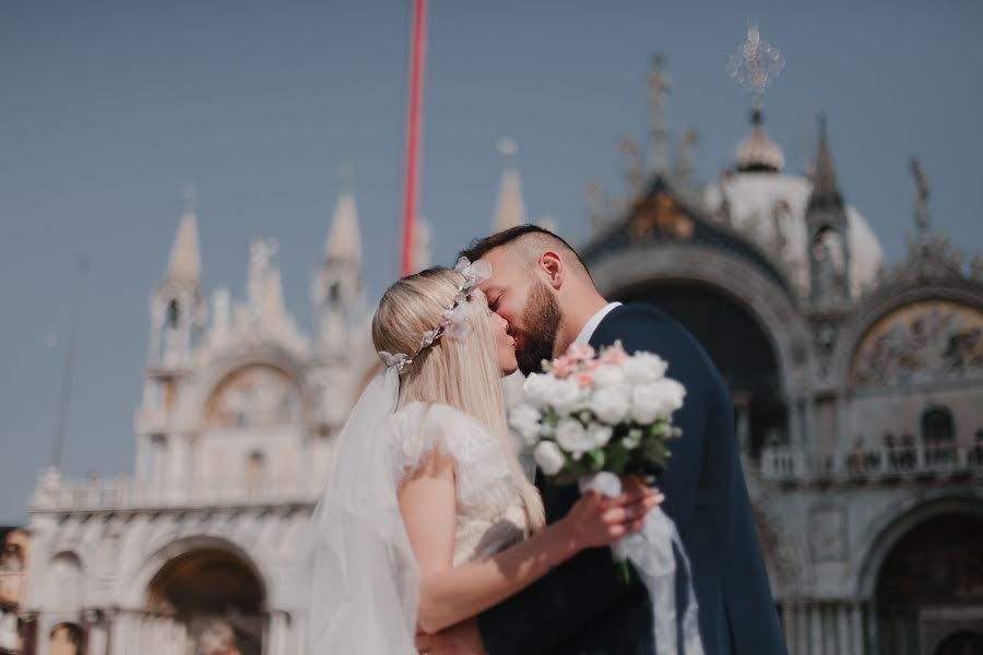 Photographe de mariage Iana Razumovskaia (ucatana). Photo du 5 avril 2022