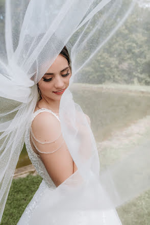 Fotógrafo de casamento Vadim Burchik (burchik). Foto de 6 de outubro 2021