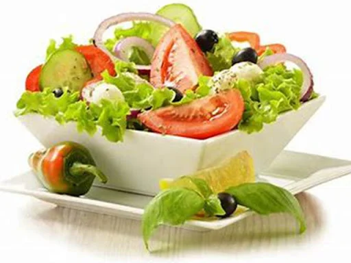 Basic Classic Salad