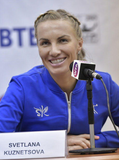 SVETLANA KUZNETSOVA 2 - Página 4 UhQFrNa6NiQU3UZDP_u7-vZHS07wWes8FInl0Yu2FMiaLVGDYGXl4tfLxZ7d_ozf0gJXOoMqUa1YPQ=w494-h662-no