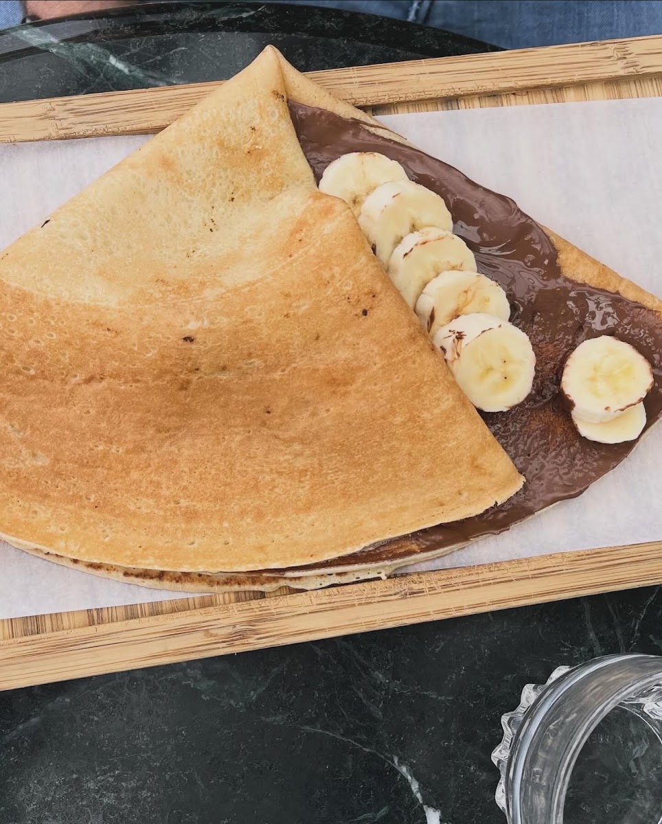 Nutella banana crepes