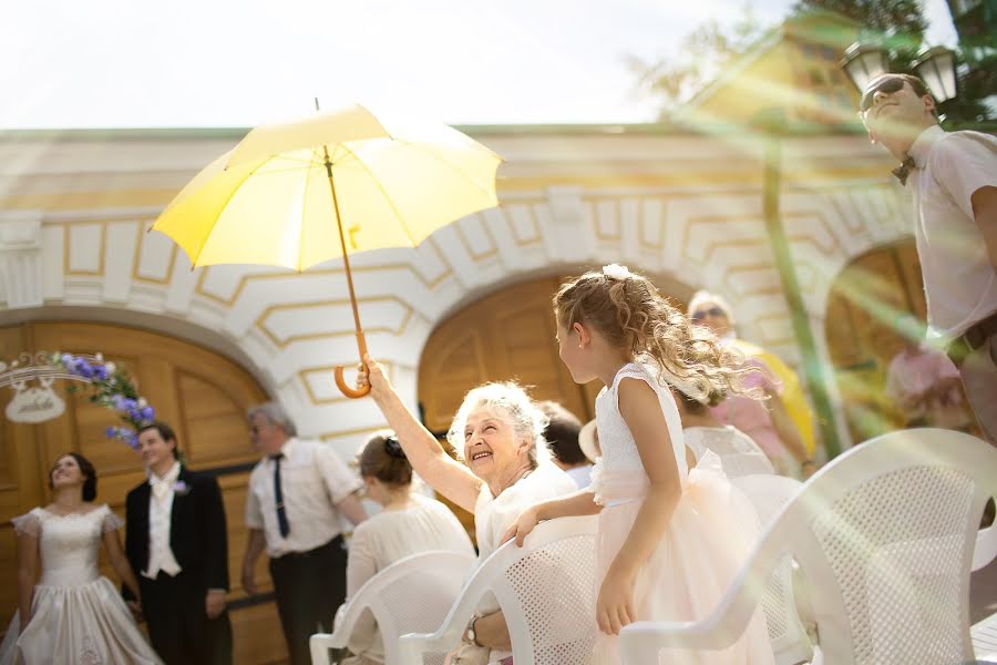 Fotograf ślubny Lena Astafeva (tigrdi). Zdjęcie z 2 sierpnia 2014