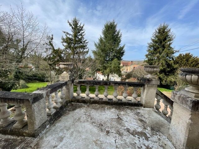 Vente maison 4 pièces 135 m² à Razac-sur-l'Isle (24430), 194 400 €